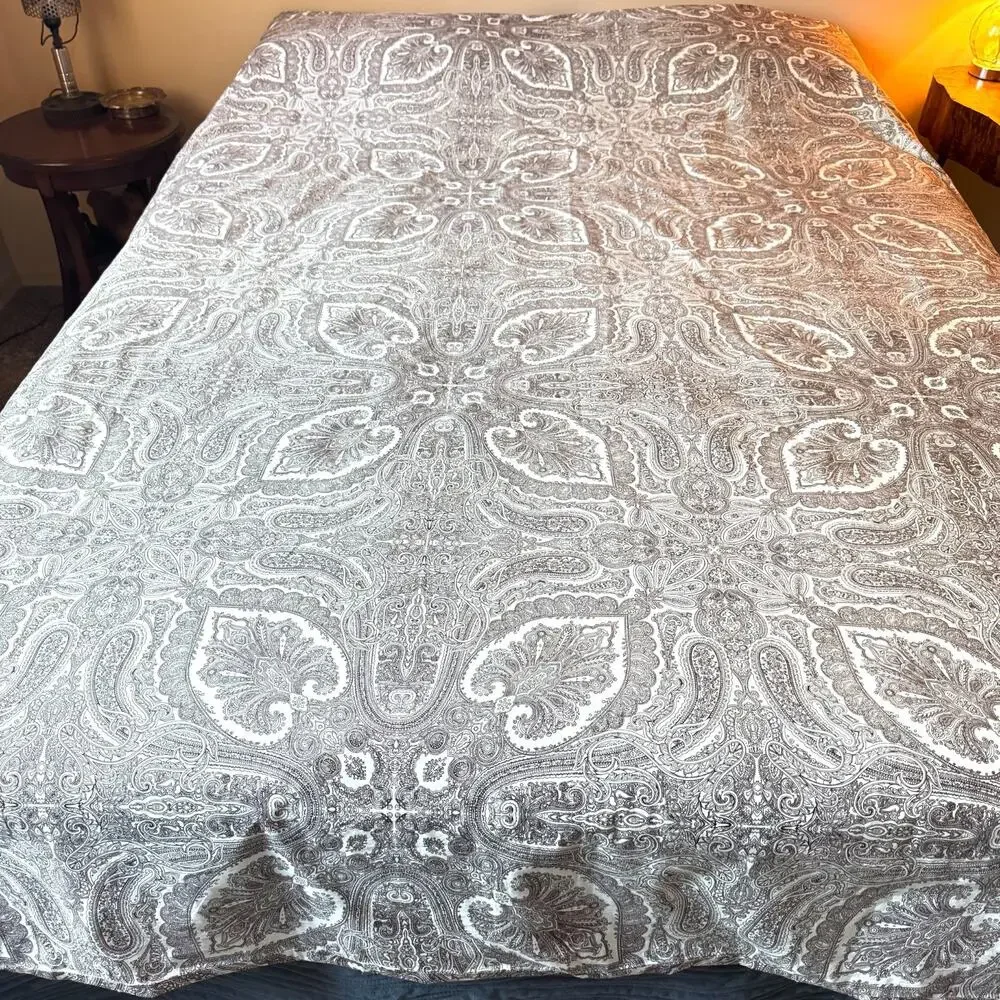 Crate and Barrel Full/Queen Duvet Cover Gray Paisley Reversable 100% Cotton EUC